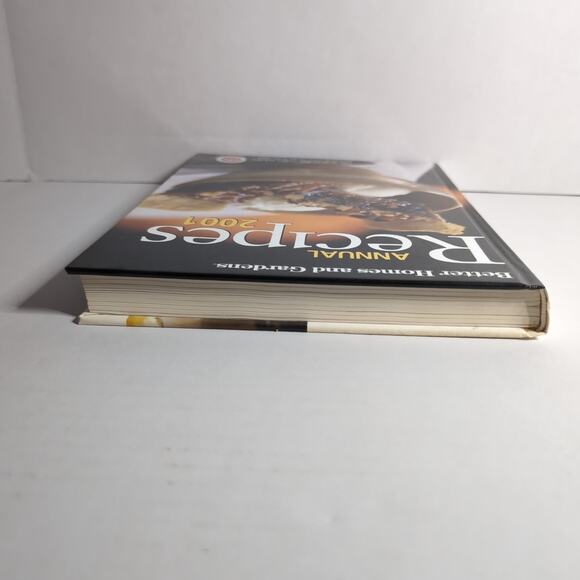 Better Homes & Gardens Annual Recipes 2001 Hardcover Cookbook - Picture 6 of 6